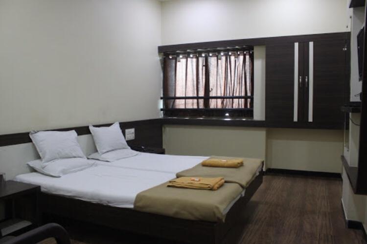 Hotel Vikas Palace Solapur Exterior foto
